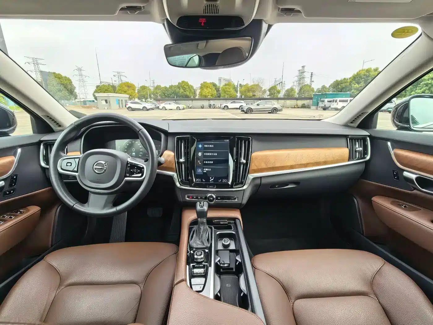 2019 Volvo S90 T5 Smart Edition — миниатюра 7