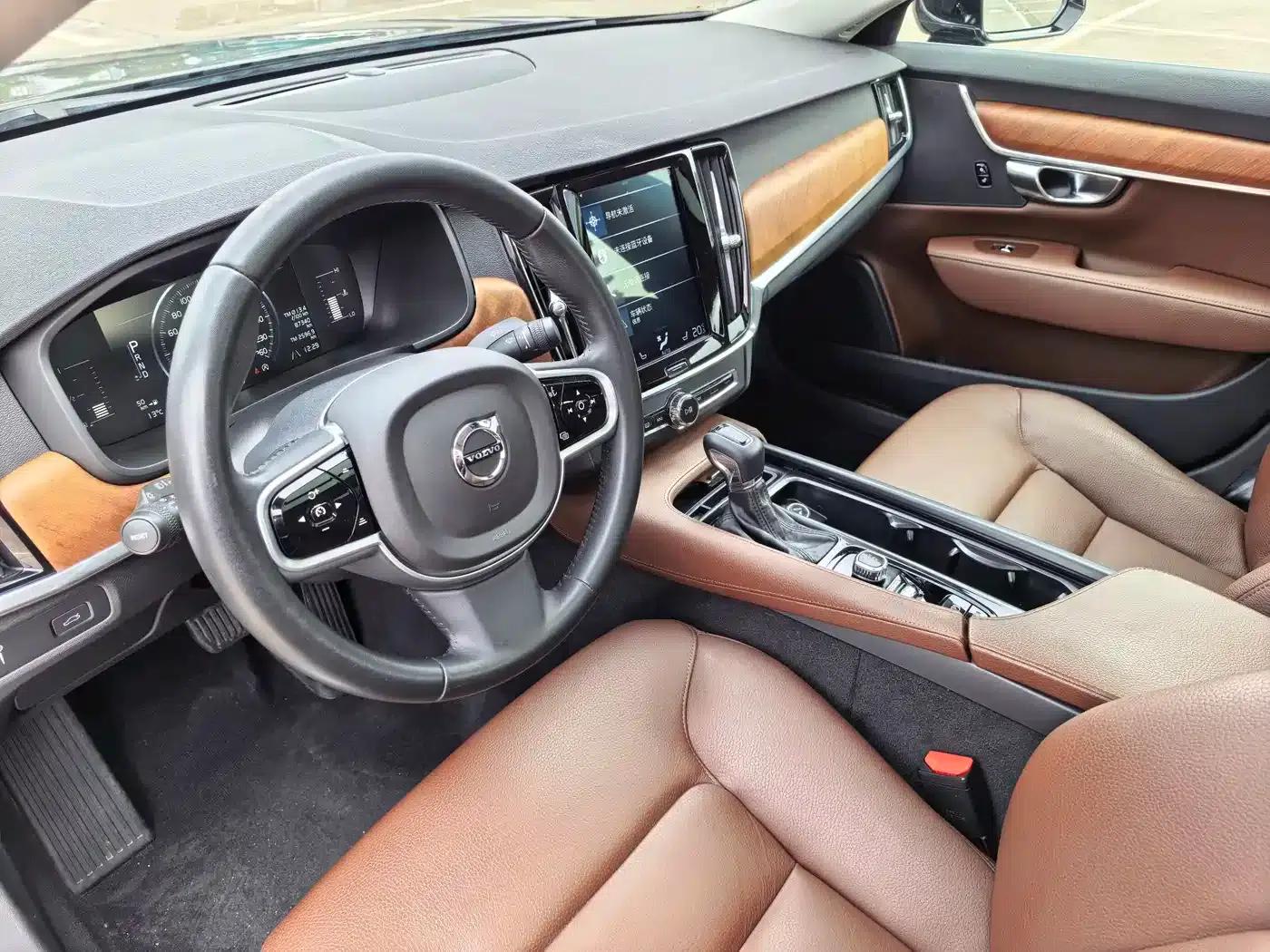 2019 Volvo S90 T5 Smart Edition — миниатюра 9
