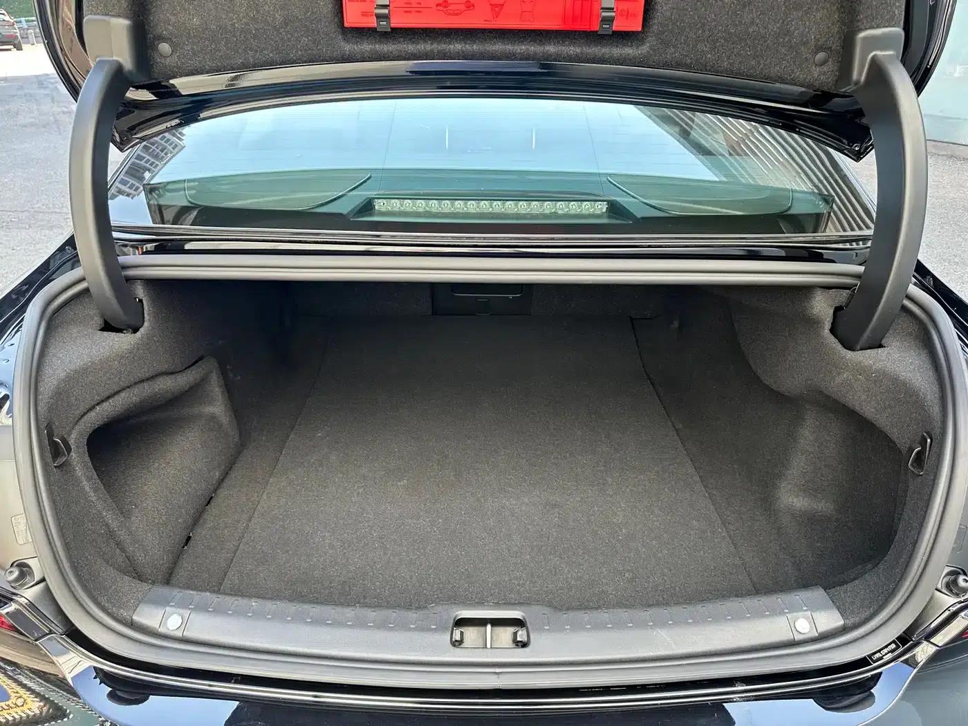 2024 Volvo S90 B5 Smart Luxury Edition — миниатюра 17