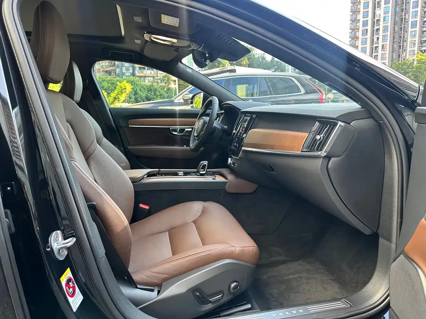 2024 Volvo S90 B5 Smart Luxury Edition — миниатюра 19