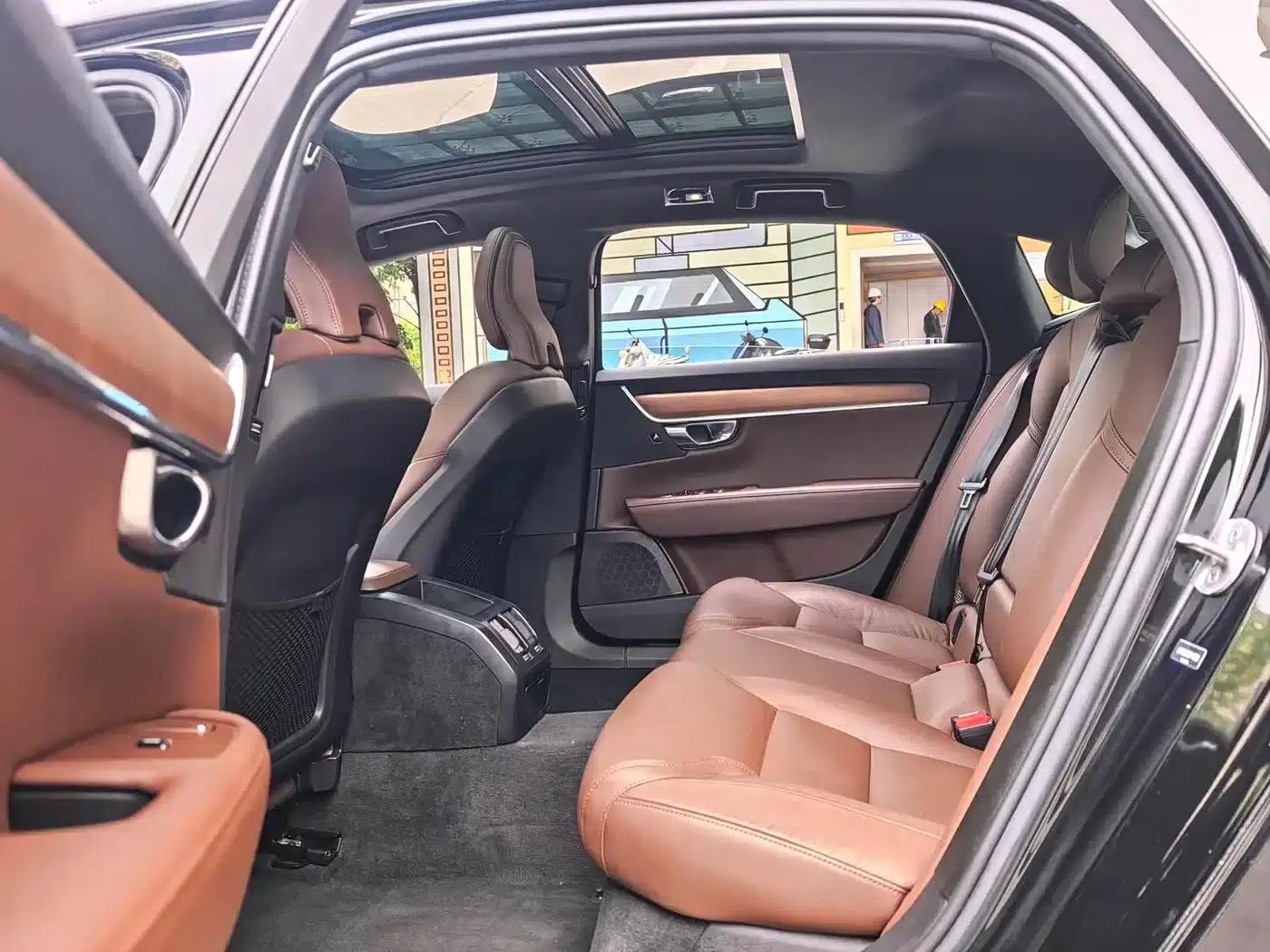2024 Volvo S90 B5 Smart Luxury Edition — миниатюра 7
