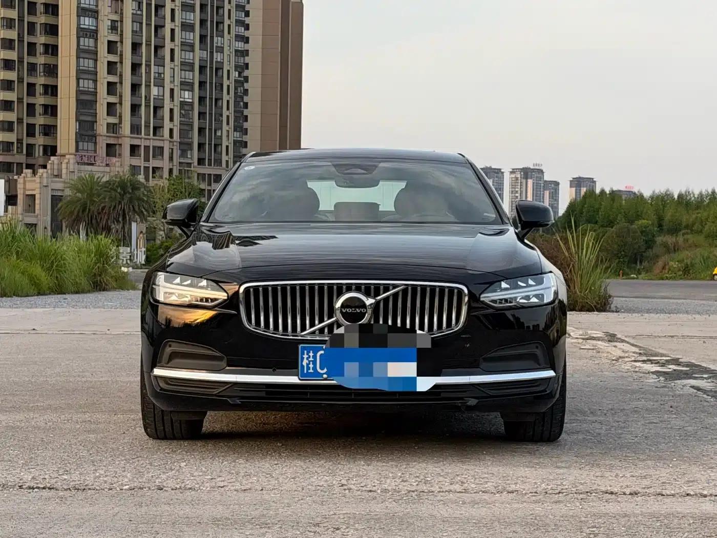 2024 Volvo S90 B5 Smart Luxury Edition — миниатюра 2