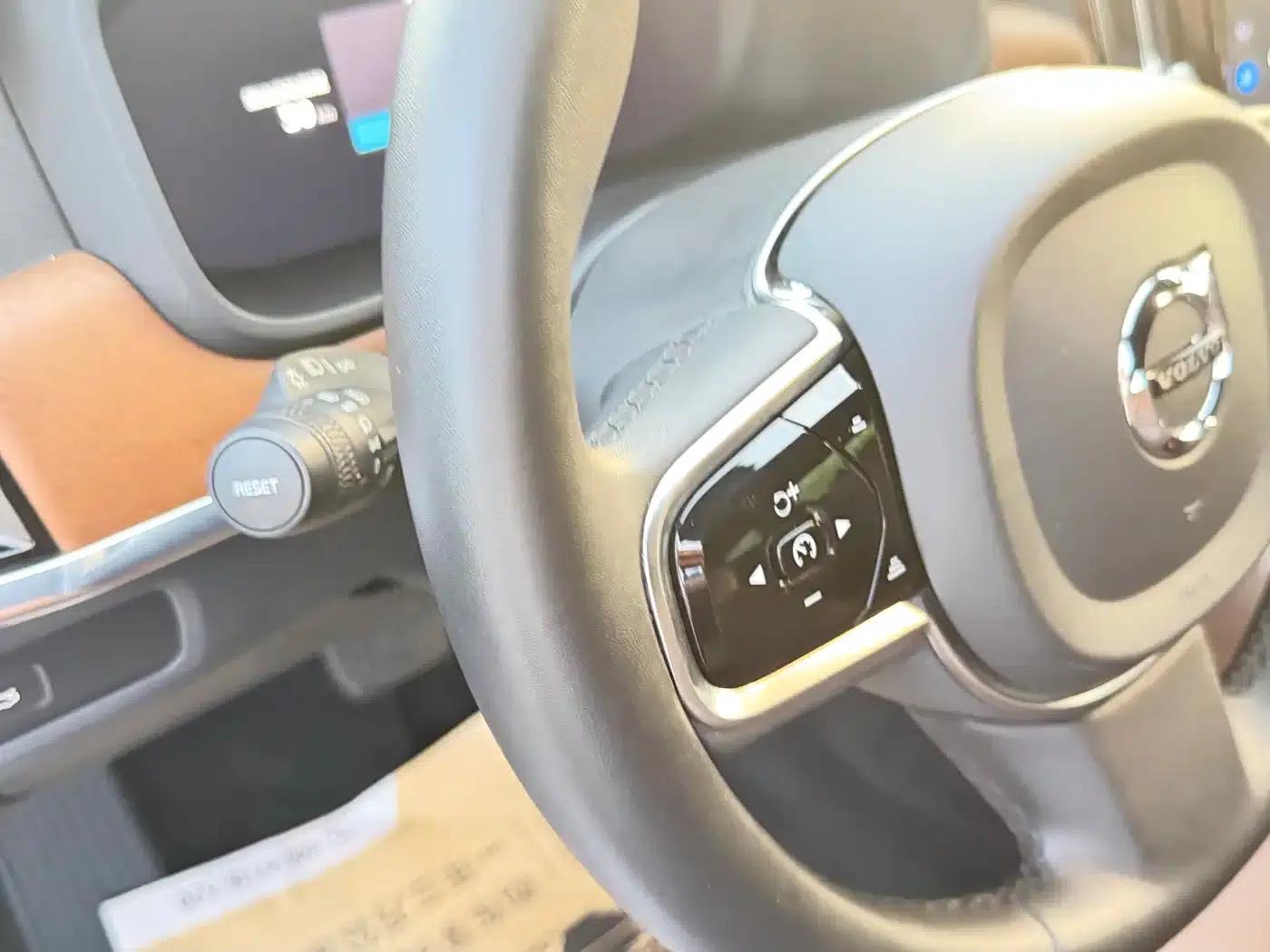 2024 Volvo S90 B5 Smart Luxury Edition — миниатюра 13
