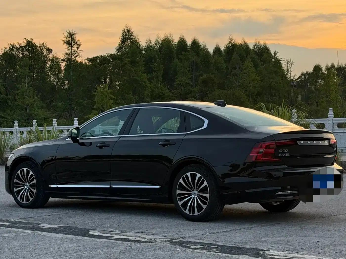 2024 Volvo S90 B5 Smart Luxury Edition — миниатюра 6