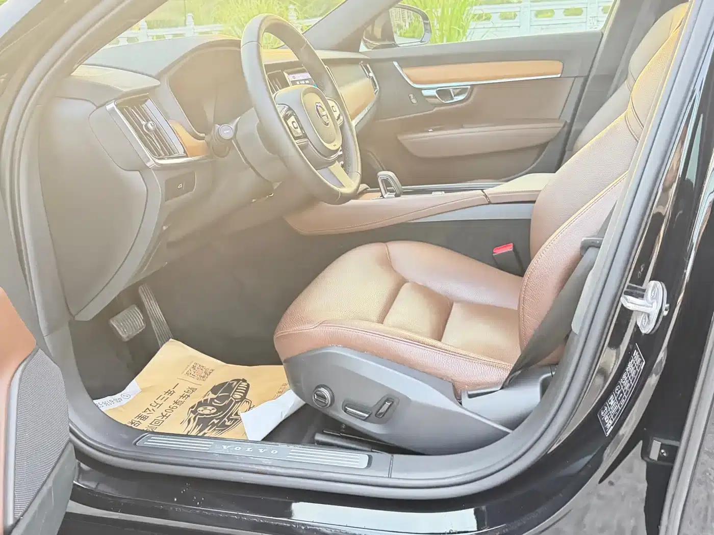 2024 Volvo S90 B5 Smart Luxury Edition — миниатюра 8