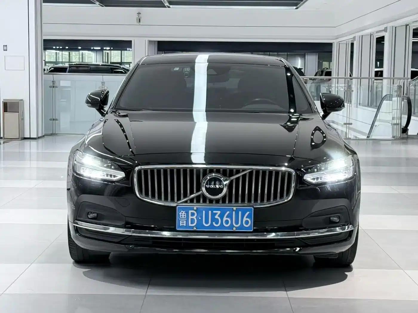 2021 Volvo S90 B5 Smart Luxury Edition — миниатюра 2