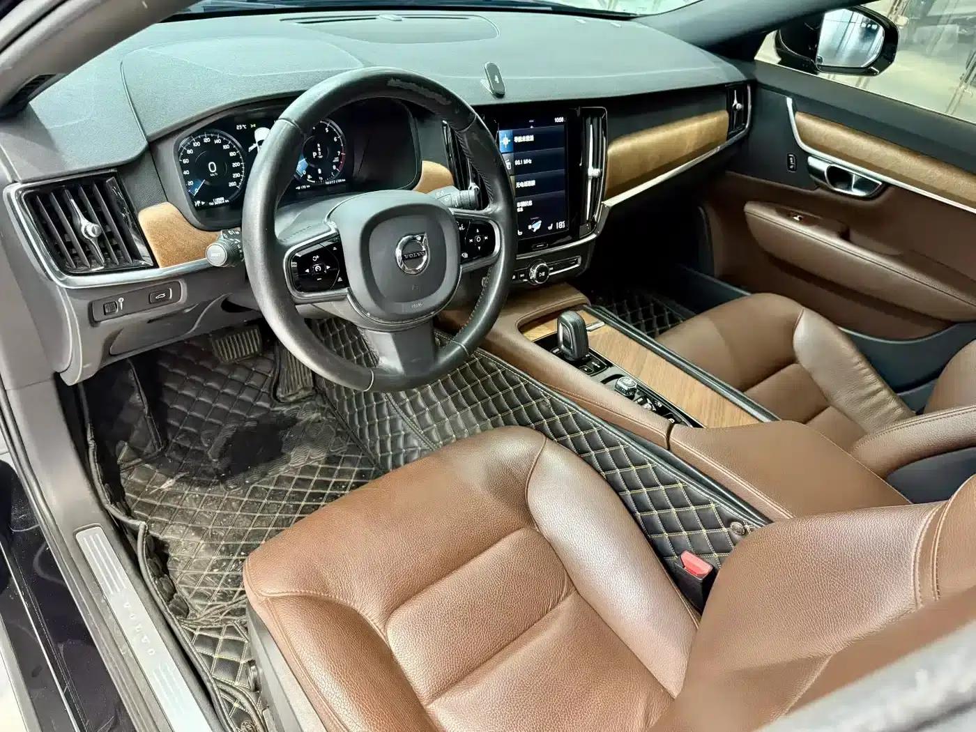 2021 Volvo S90 B5 Smart Luxury Edition — миниатюра 6
