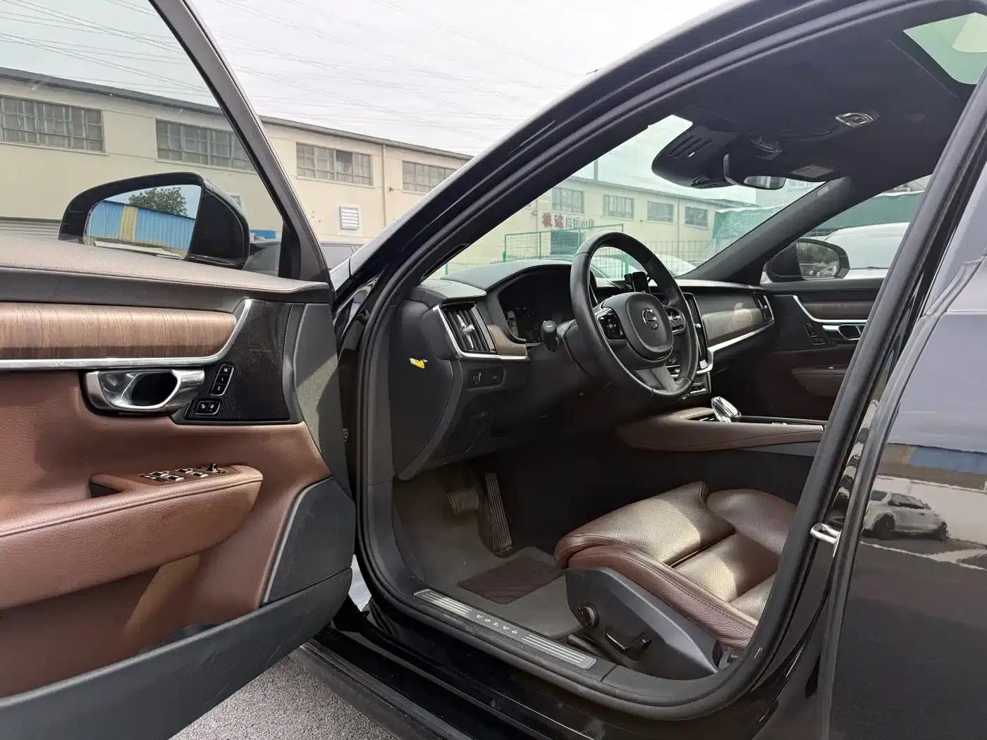 2021 Volvo S90 B5 Inscription Luxury Edition — миниатюра 13