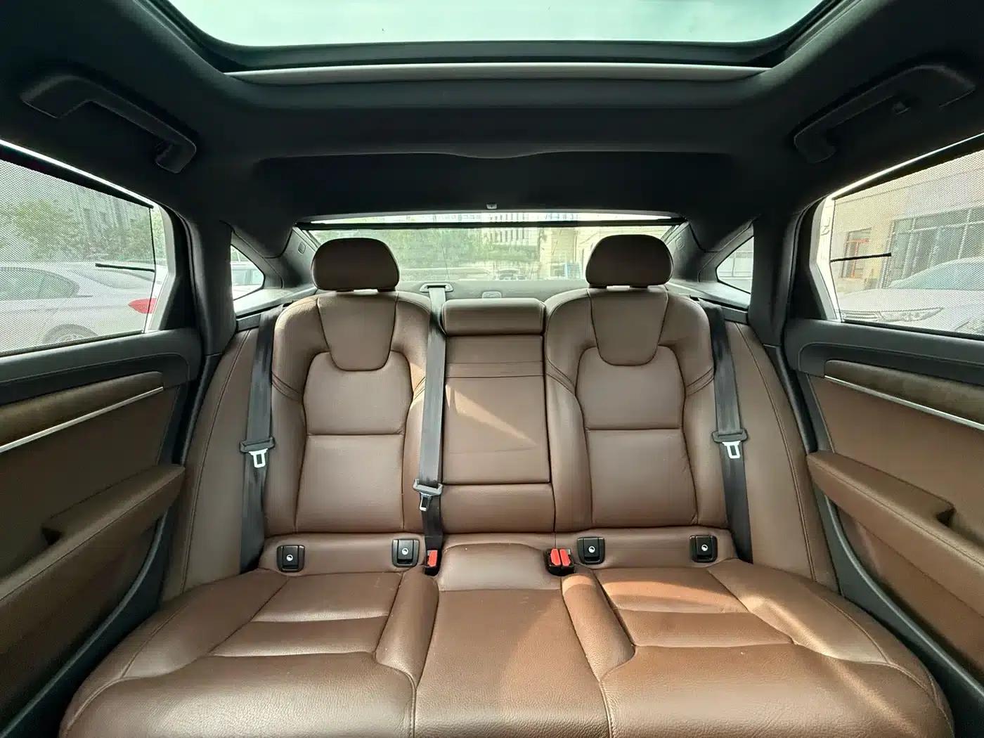 2021 Volvo S90 B5 Inscription Luxury Edition — миниатюра 25