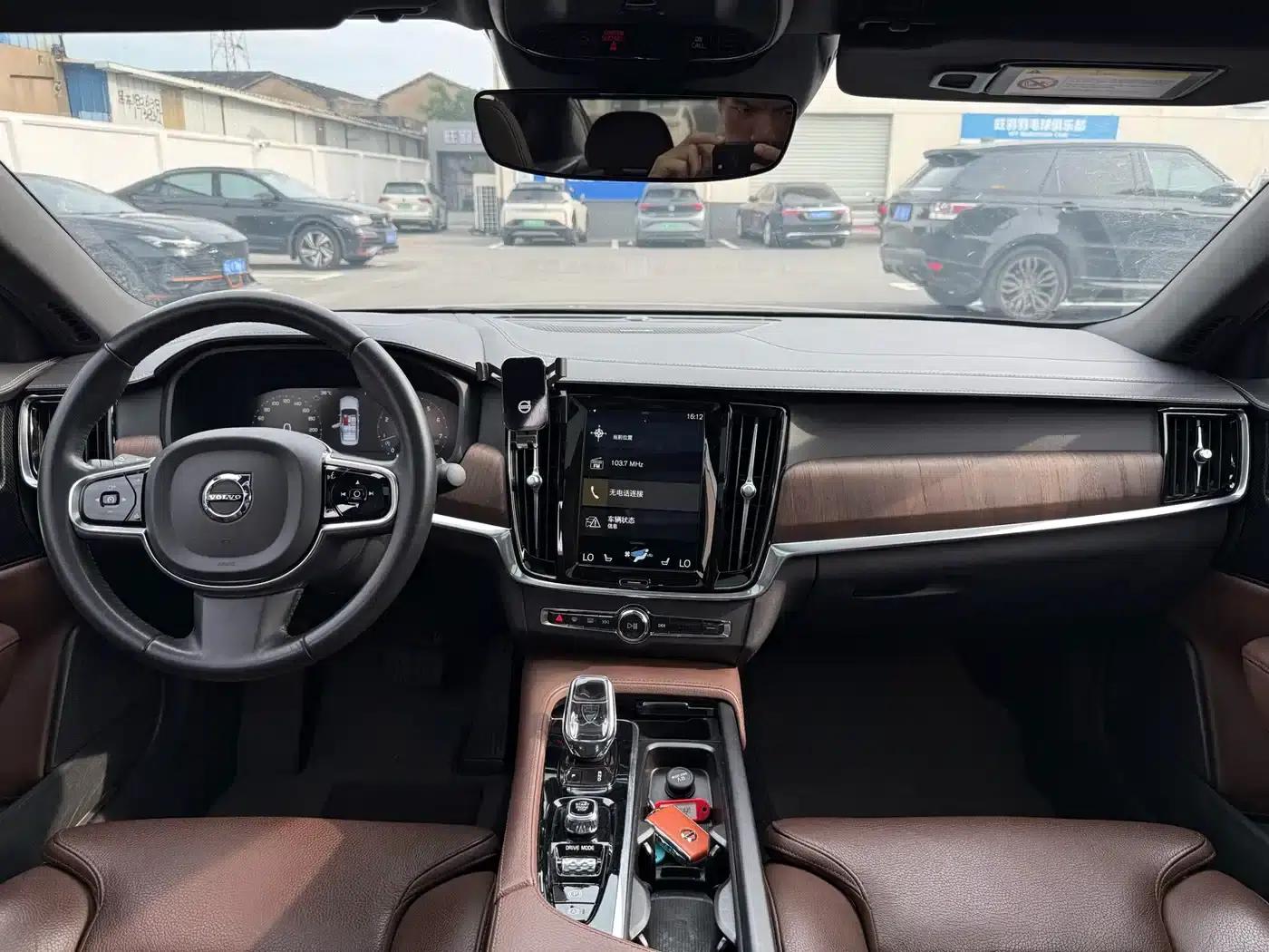 2021 Volvo S90 B5 Inscription Luxury Edition — миниатюра 7