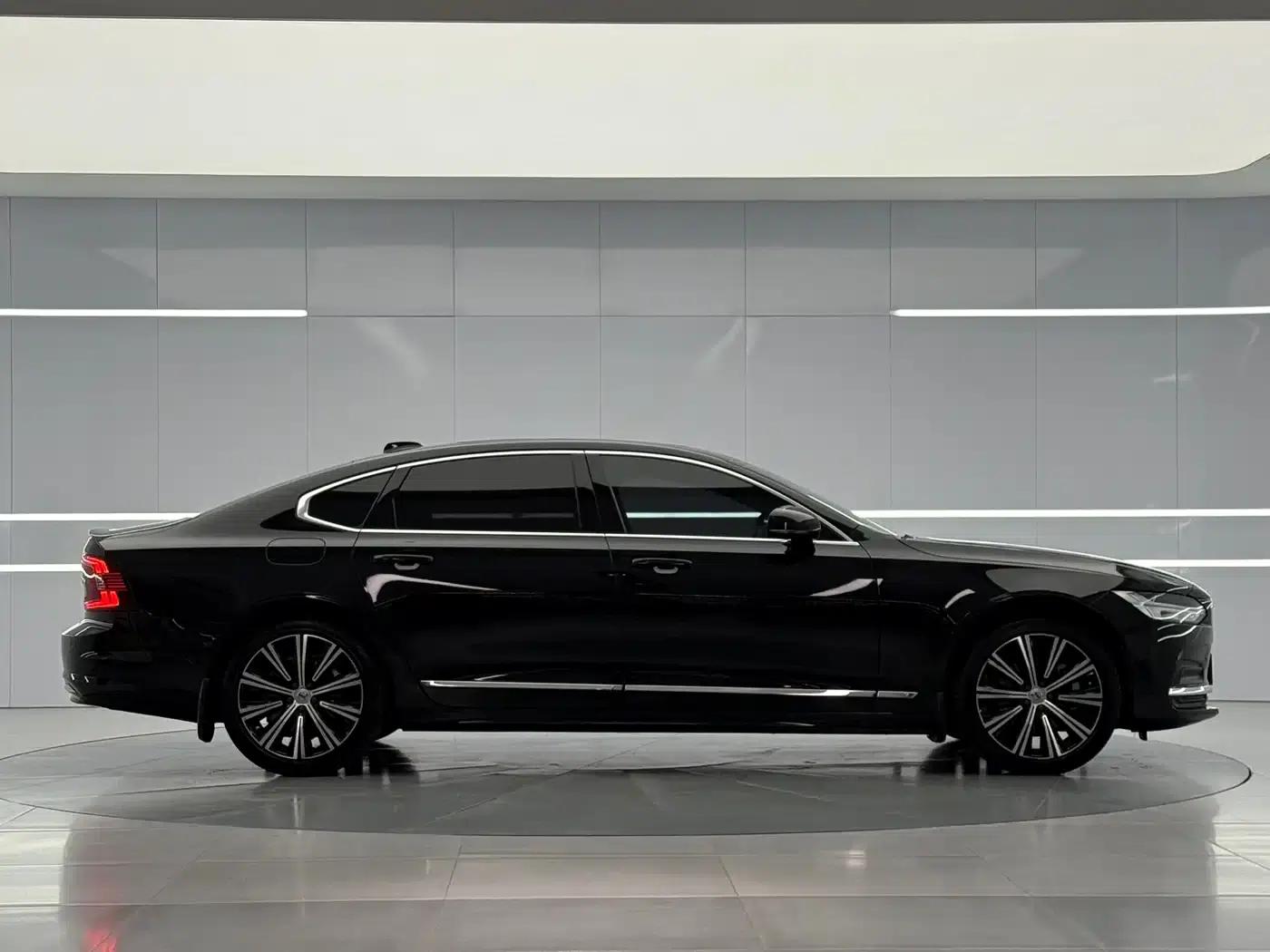 2024 Volvo S90 B5 Inscription Luxury Edition — миниатюра 14