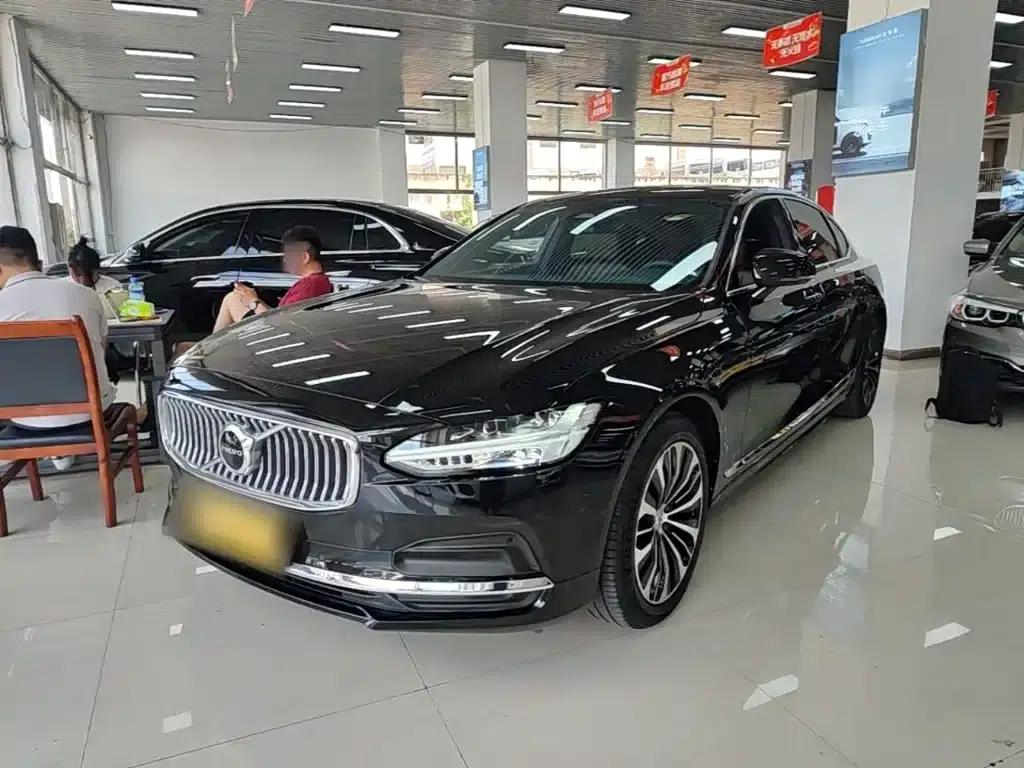 2024 Volvo S90 B5 Smart Luxury Edition — миниатюра 2