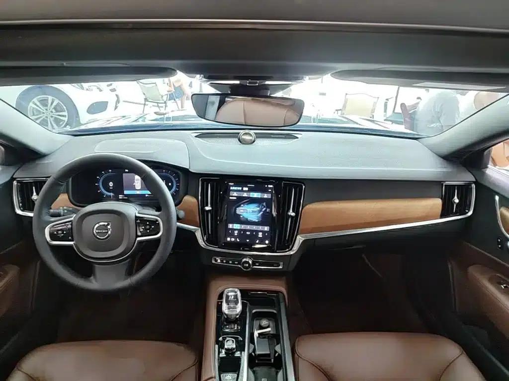 2024 Volvo S90 B5 Smart Luxury Edition — миниатюра 10