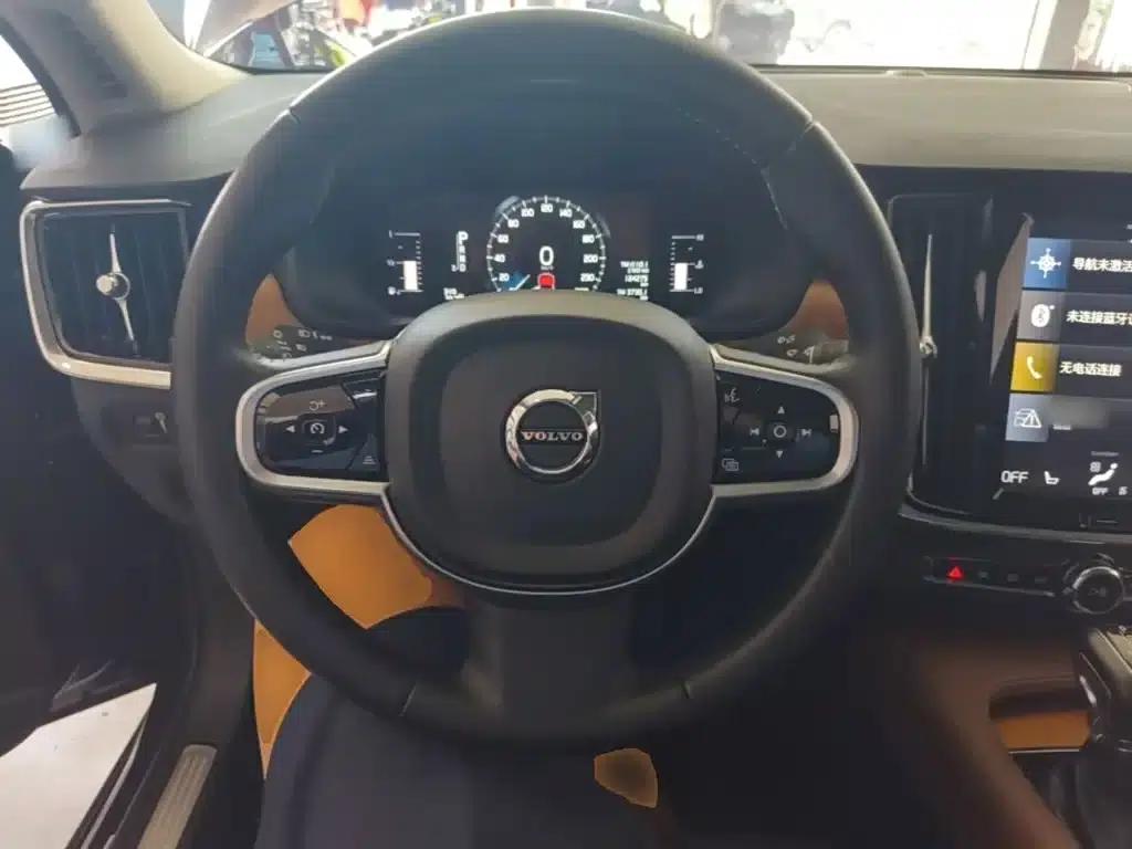 2019 Volvo S90 T5 Smart Edition — миниатюра 11