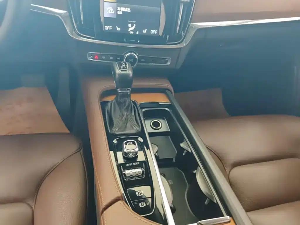 2019 Volvo S90 T5 Smart Edition — миниатюра 14