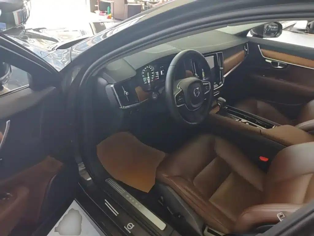 2019 Volvo S90 T5 Smart Edition — миниатюра 16
