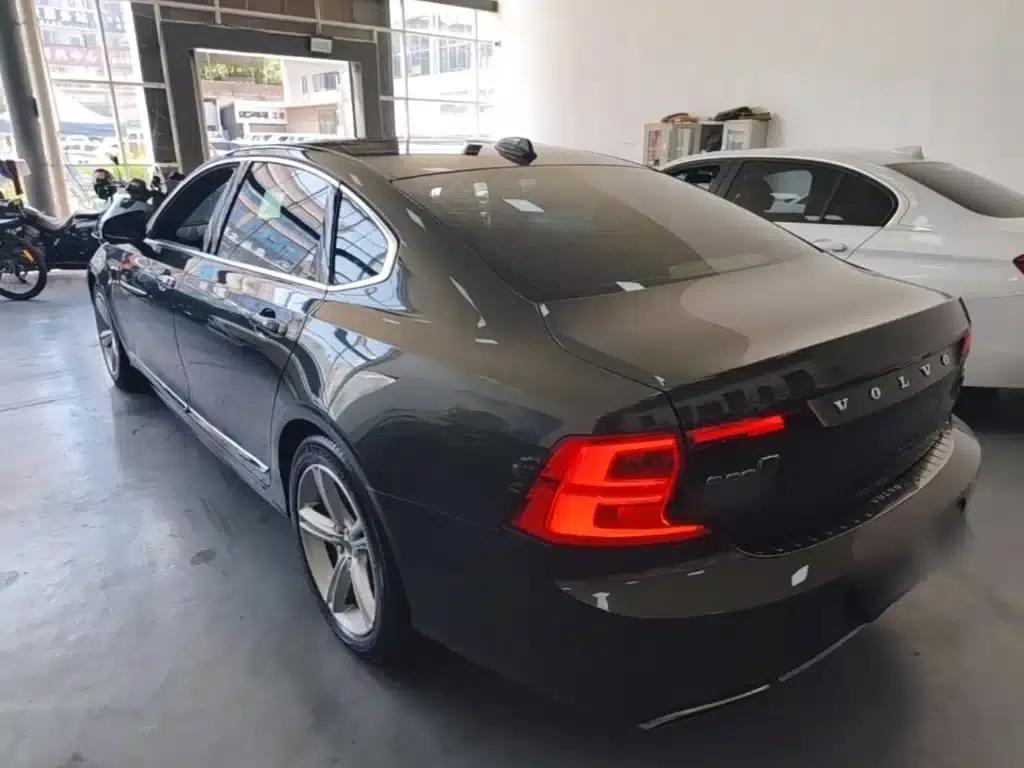 2019 Volvo S90 T5 Smart Edition — миниатюра 5