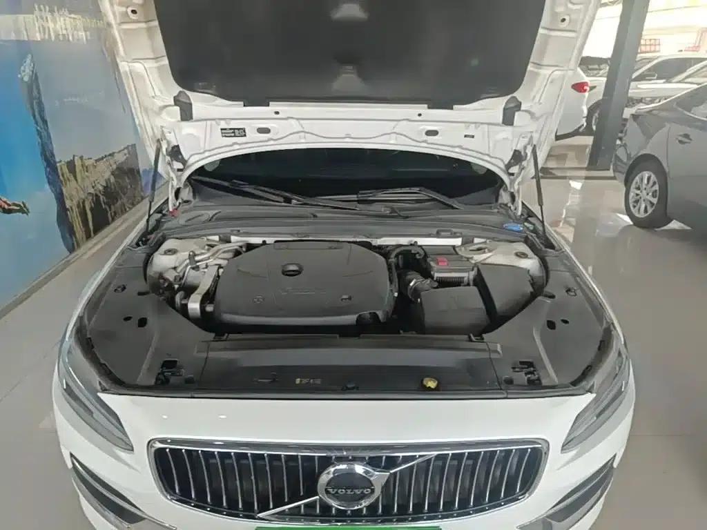 2019 Volvo S90 T5 Smart Edition — миниатюра 20