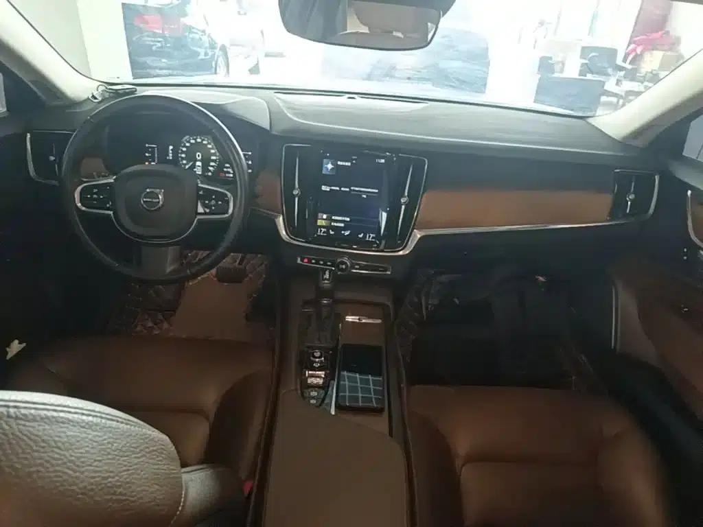 2019 Volvo S90 T5 Smart Edition — миниатюра 10