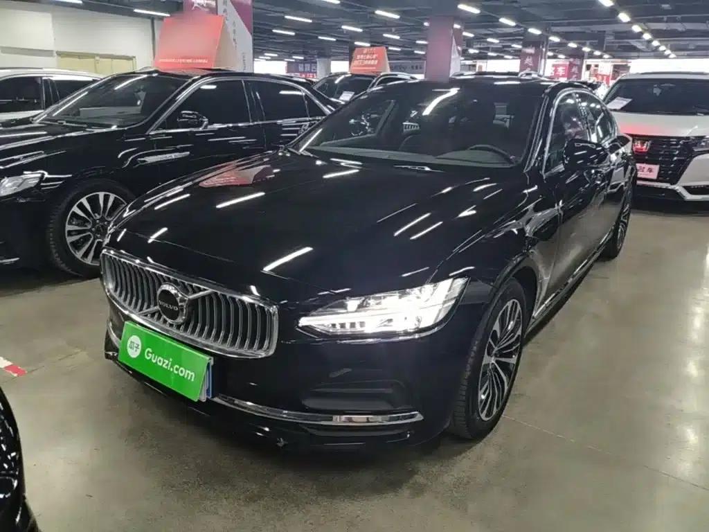 2024 Volvo S90 B5 Smart Luxury Edition — миниатюра 1