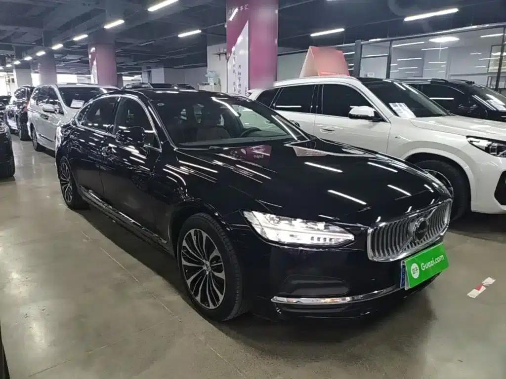 2024 Volvo S90 B5 Smart Luxury Edition — миниатюра 4