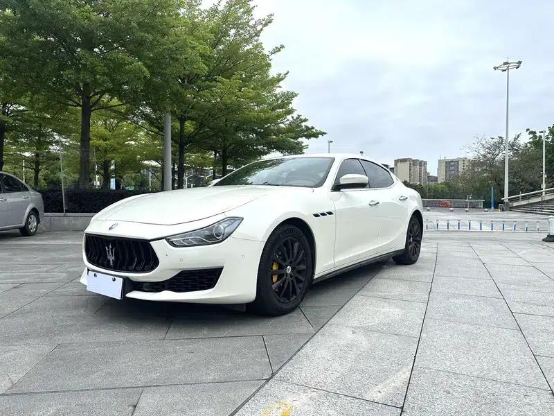 2021 Ghibli 2.0T Edge Edition — миниатюра 1