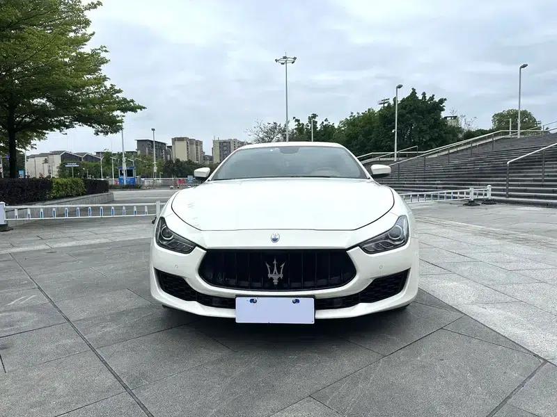 2021 Ghibli 2.0T Edge Edition — миниатюра 2