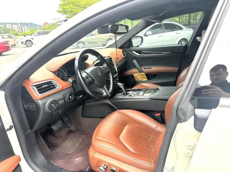 2021 Ghibli 2.0T Edge Edition — миниатюра 7