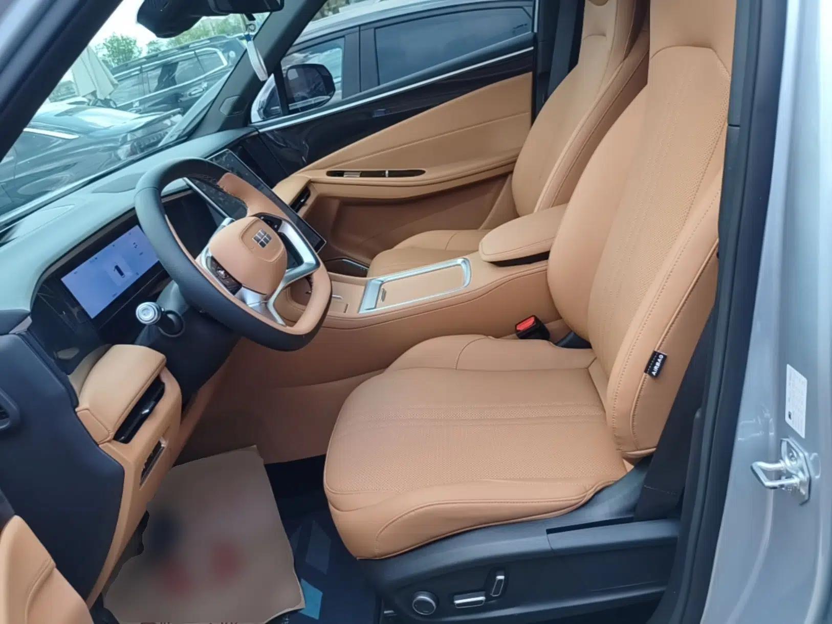 Geely Galaxy L7 2025 EM-i 115km Exploration+ Edition — миниатюра 17