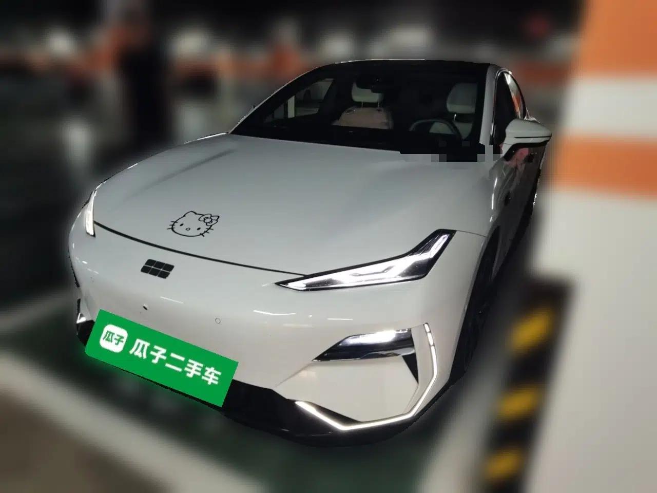 Geely Galaxy E8 2025 575 km Exploration Intelligent Driving Edition — миниатюра 1
