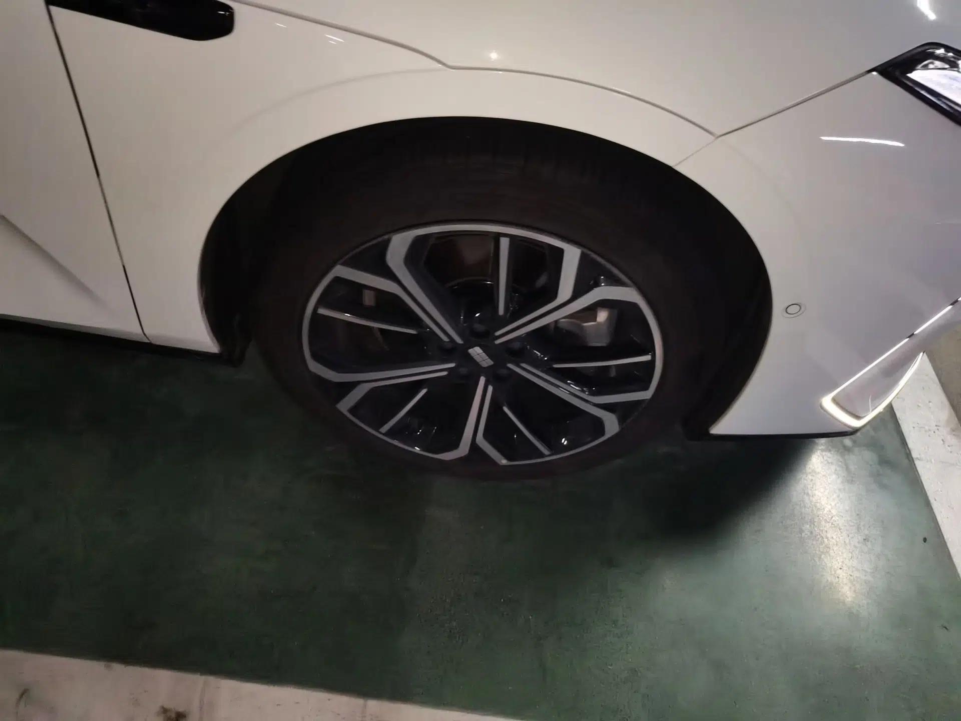 Geely Galaxy E8 2025 575 km Exploration Intelligent Driving Edition — миниатюра 8