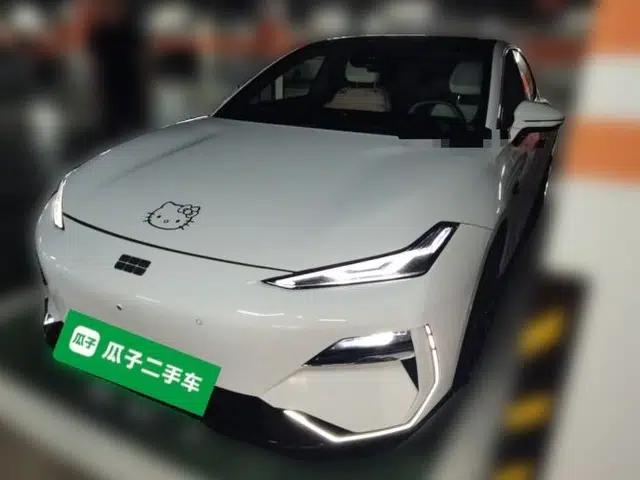 Geely Galaxy E8 2025 575 km Exploration Intelligent Driving Edition