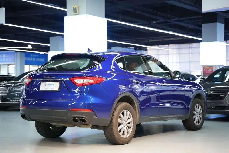 2018 Levante 3.0T Automatic AWD 5-seater — миниатюра 6