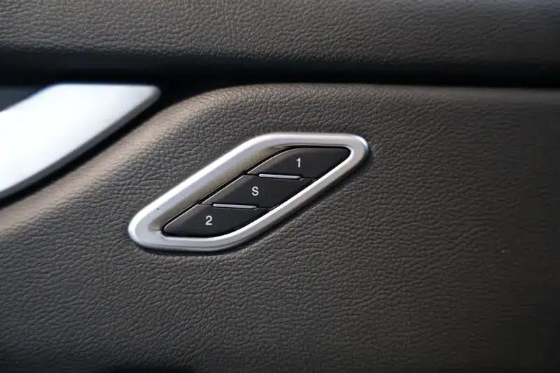 2018 Levante 3.0T Automatic AWD 5-seater — миниатюра 8
