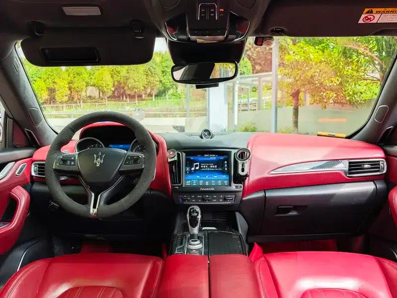 2016 Levante 3.0T — миниатюра 12