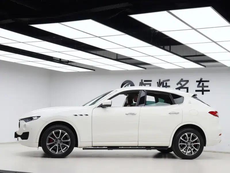 2016 Levante 3.0T — миниатюра 3