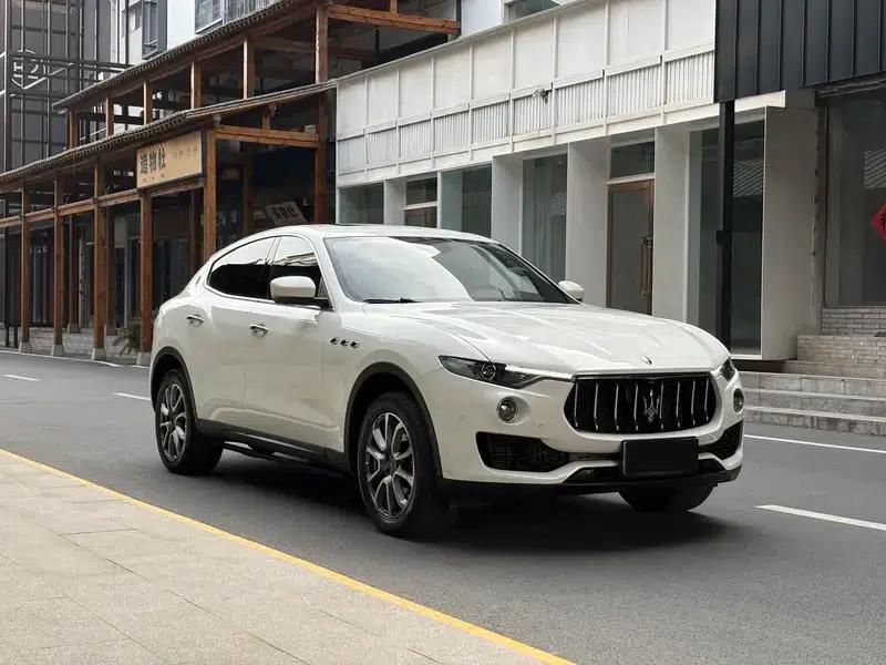 2019 Levante 3.0T 350Hp Standard Edition (China V Emission Standard) — миниатюра 3