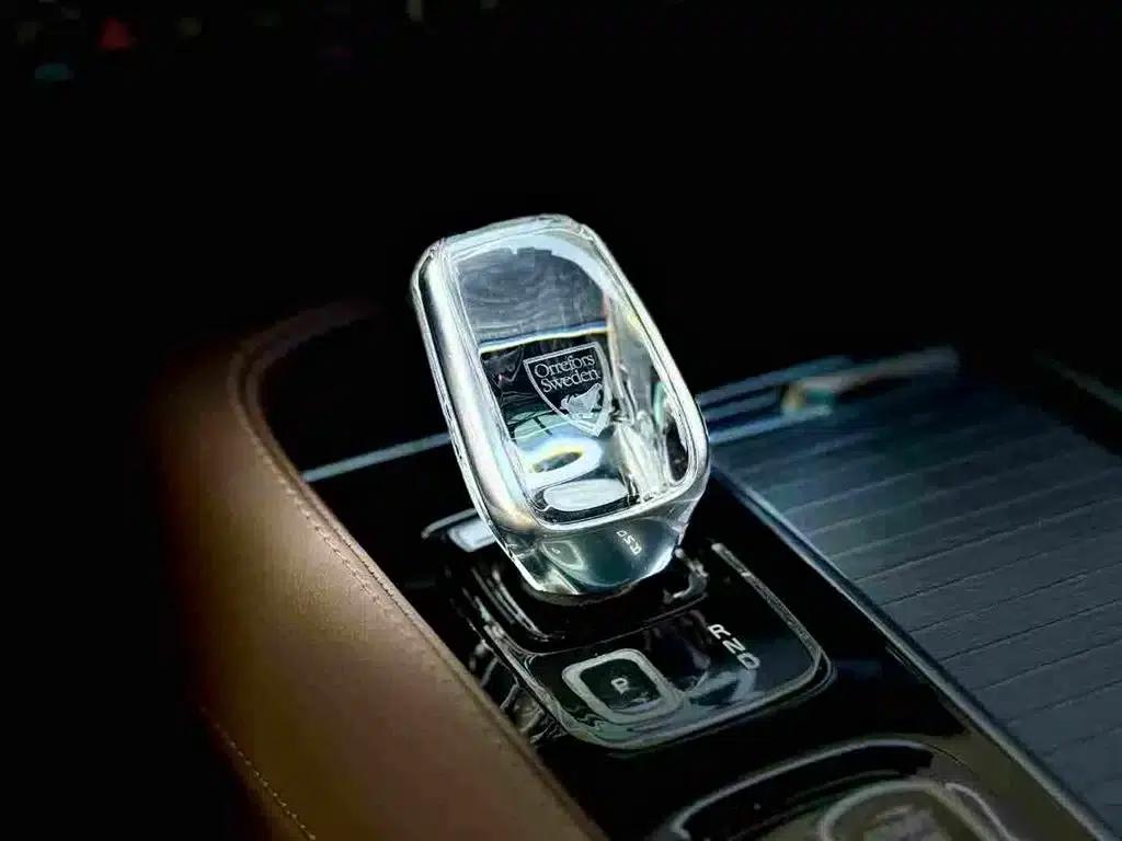 2021 Volvo XC90 B6 Inscription Luxury Edition 7-seater — миниатюра 3