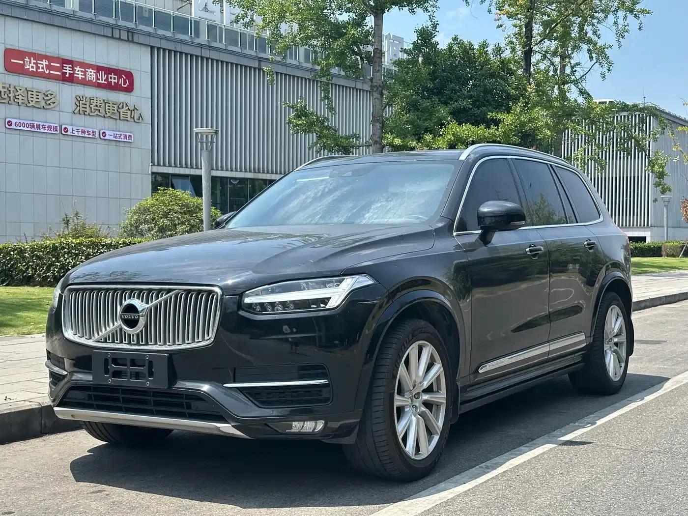 2018 Volvo XC90 T6 Smart Edition 7-seater — миниатюра 1