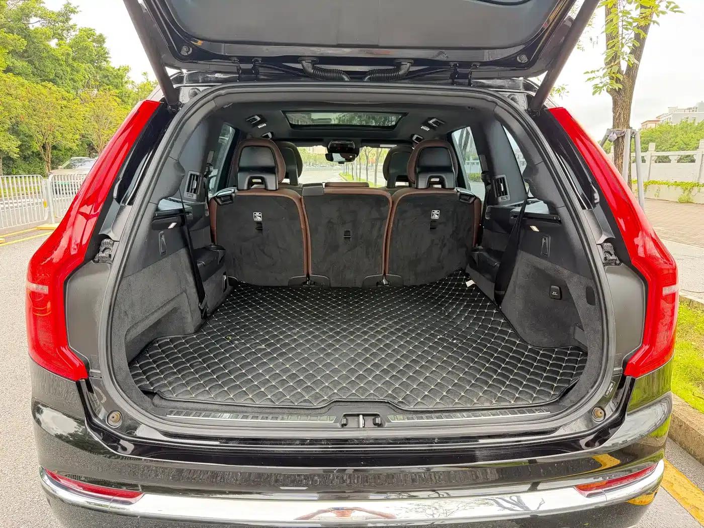 2021 Volvo XC90 B5 Smart Luxury Edition 7-seater — миниатюра 13
