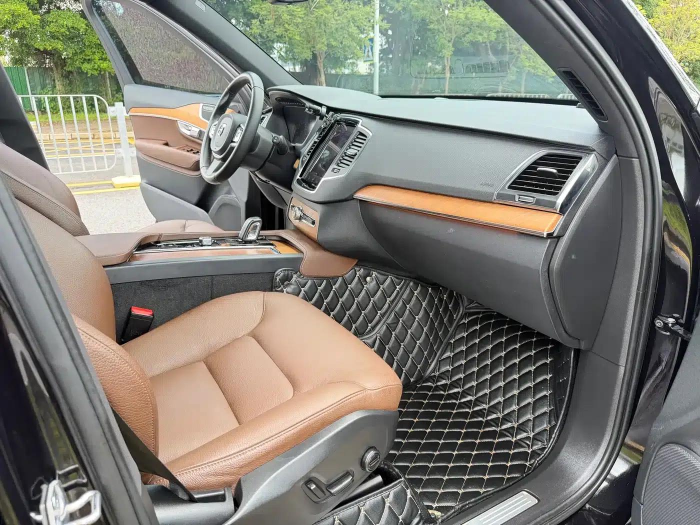 2021 Volvo XC90 B5 Smart Luxury Edition 7-seater — миниатюра 9