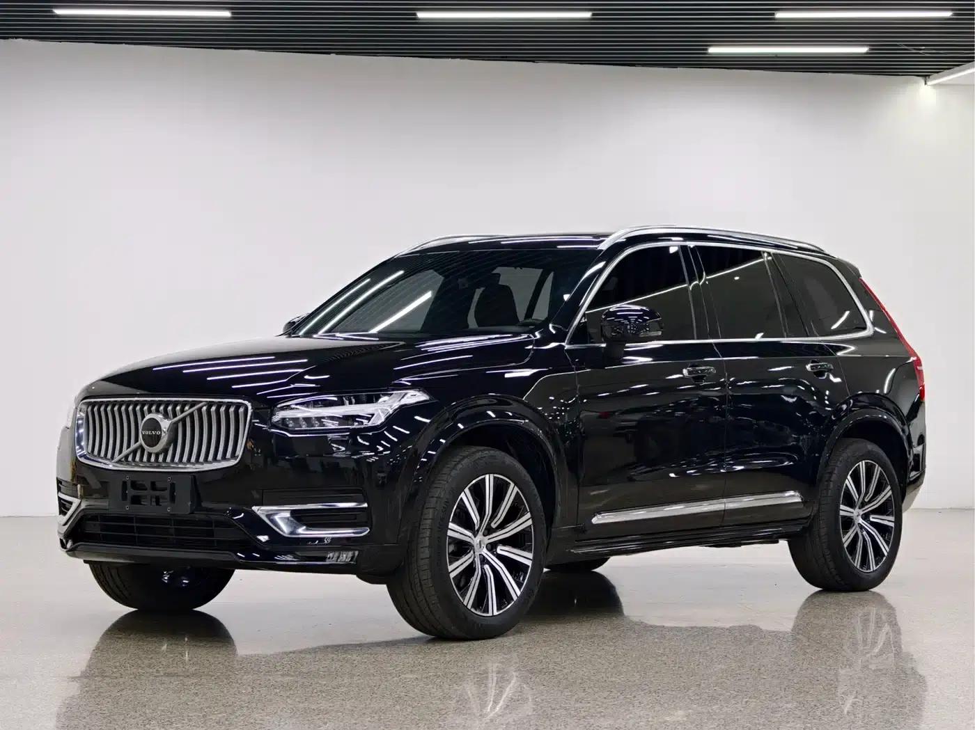2021 Volvo XC90 B6 Inscription Luxury Edition 7-seater — миниатюра 1