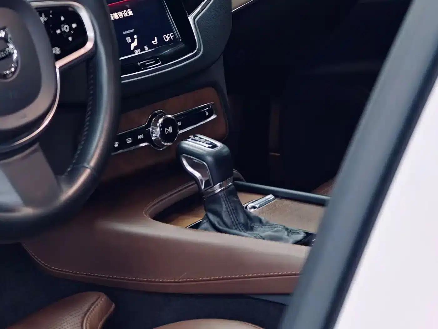 2018 Volvo XC90 T6 Inscription 7-seater — миниатюра 13