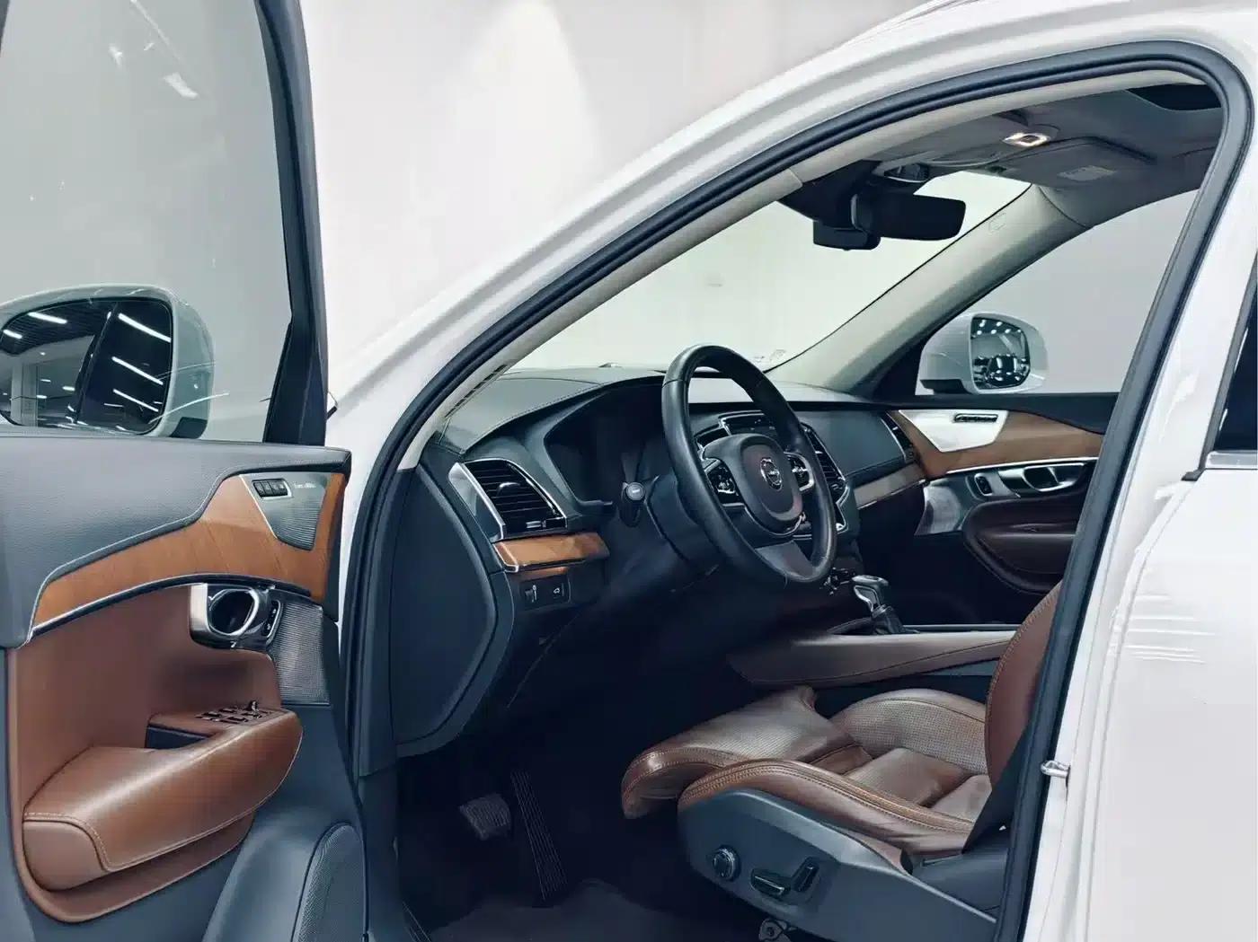 2018 Volvo XC90 T6 Inscription 7-seater — миниатюра 9