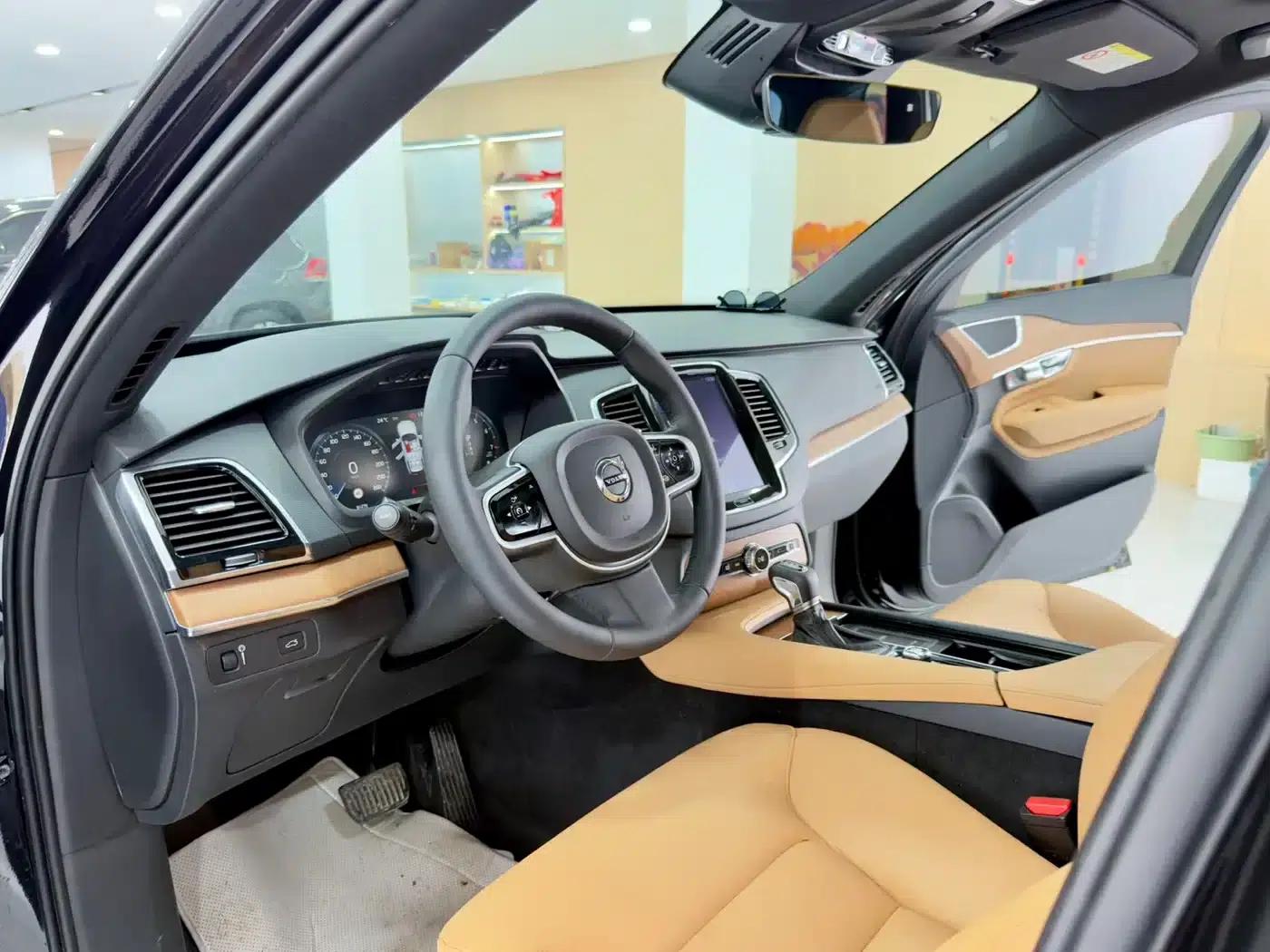 2019 Volvo XC90 T6 Smart Edition 7-seater (China V emission standard) — миниатюра 4