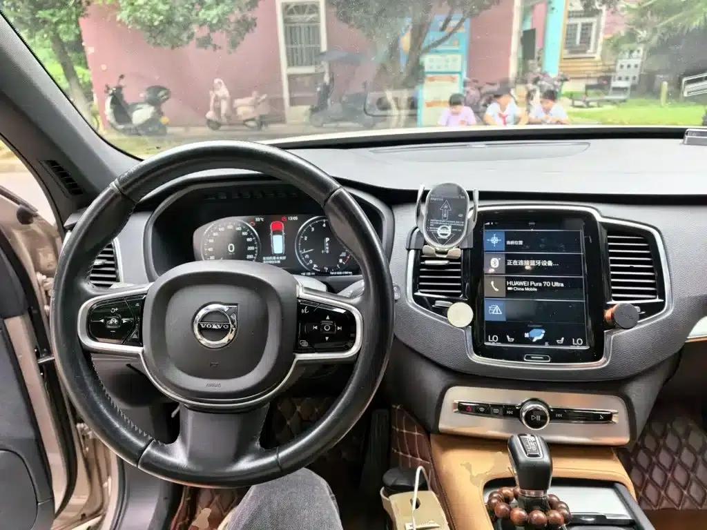 2017 Volvo XC90 T6 Smart Edition 5-seater — миниатюра 11