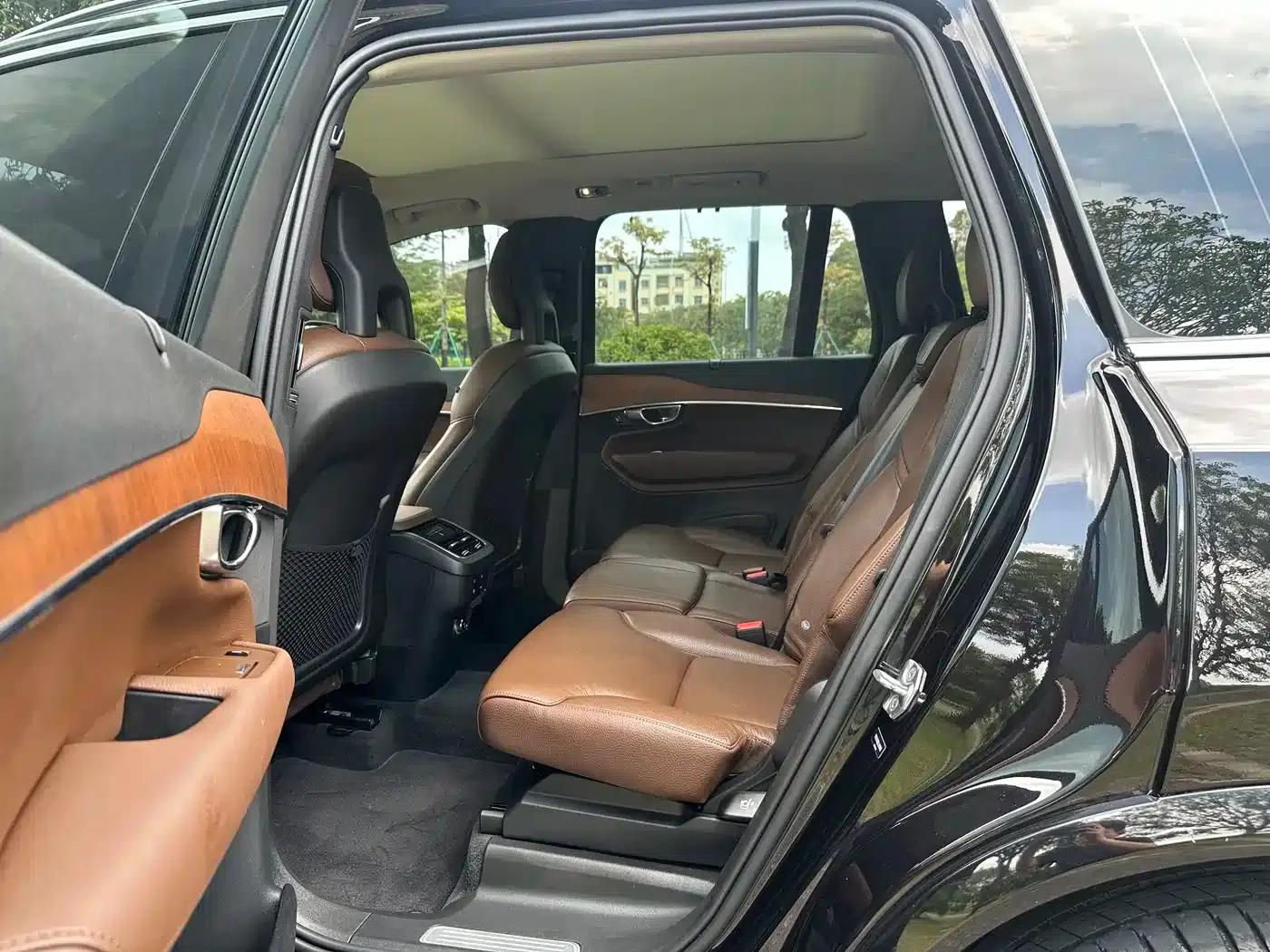 2020 Volvo XC90 Facelift T6 Inscription Luxury Edition 7-Seater — миниатюра 5