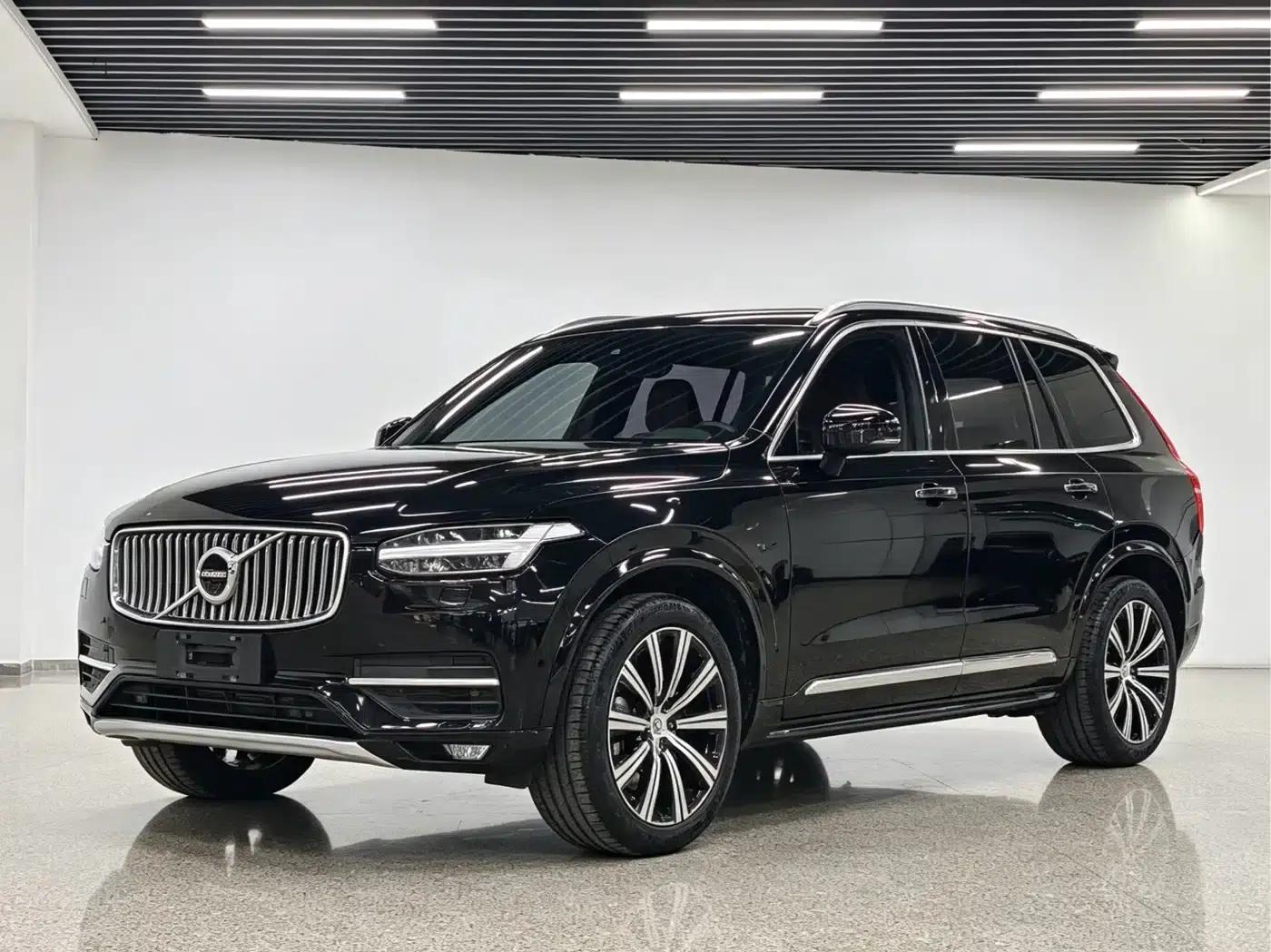 2021 Volvo XC90 B6 Inscription Luxury Edition 7-seater — миниатюра 1