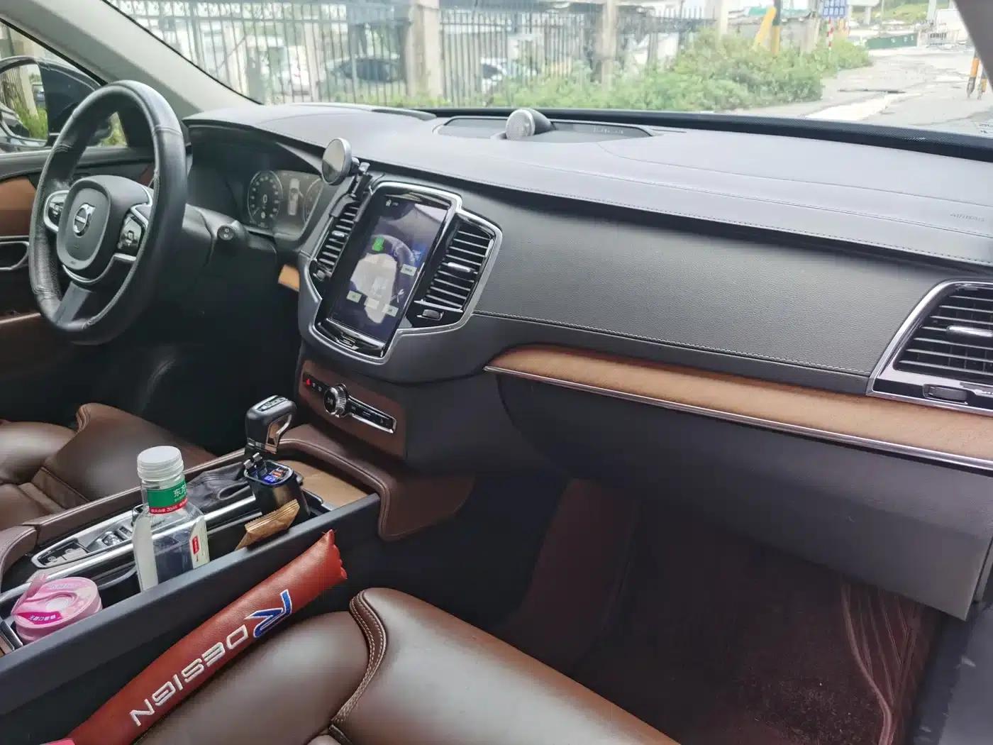 2019 Volvo XC90 T6 Smart Edition 7-seater (China V emission standard) — миниатюра 6