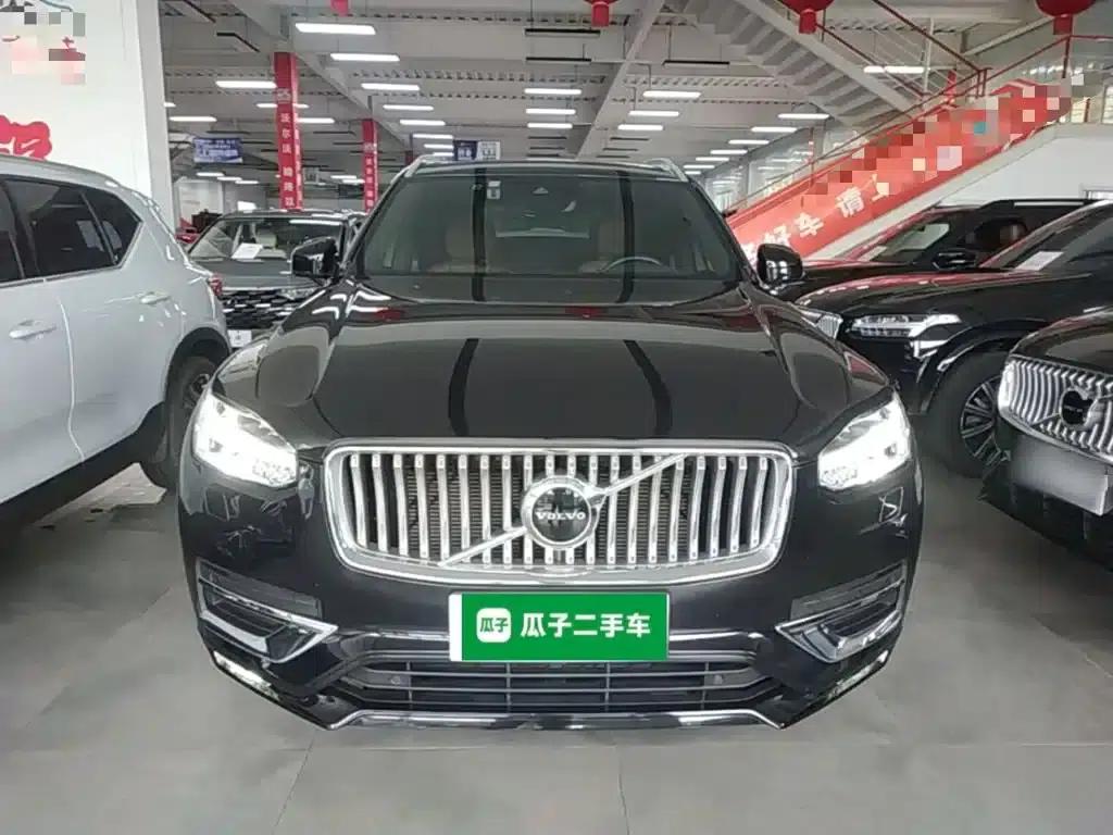 2021 Volvo XC90 B6 Inscription Luxury Edition 7-seater — миниатюра 3